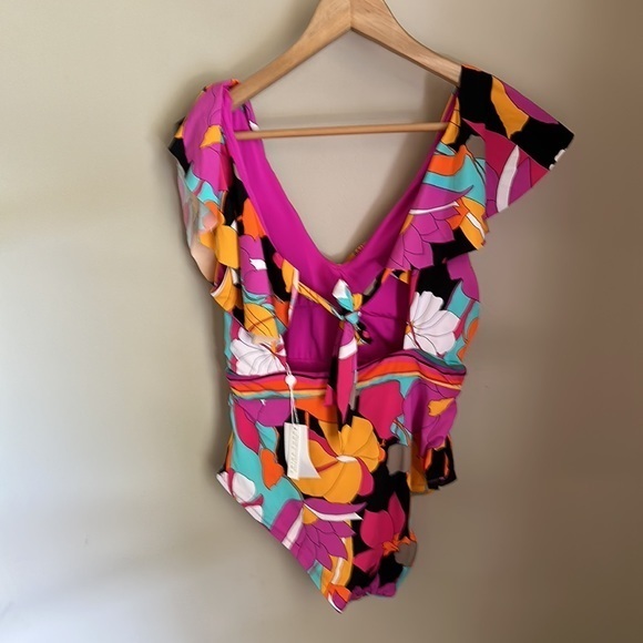 Trina Turk GEMINI RUFFLE MAILLOT ‎ Size 10 - Picture 8 of 8